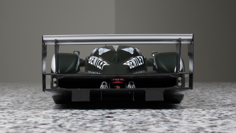 Illustration for article titled Bentley Speed 8
